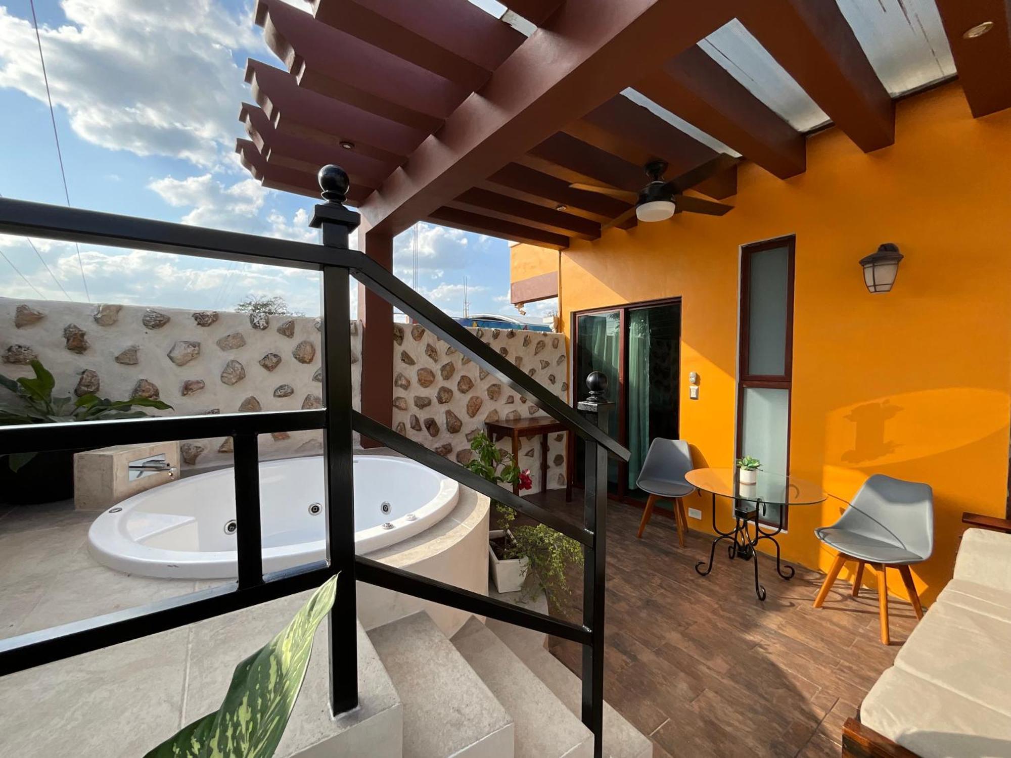 El Zaguan Colonial By Guruhotel Вальядолід Екстер'єр фото